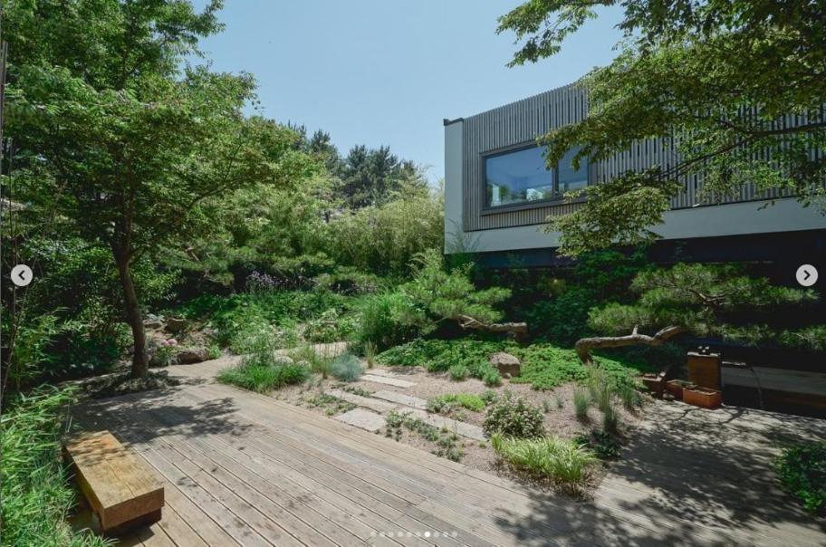 Bed and Breakfast Scenery After Rain Yangyang Exterior foto